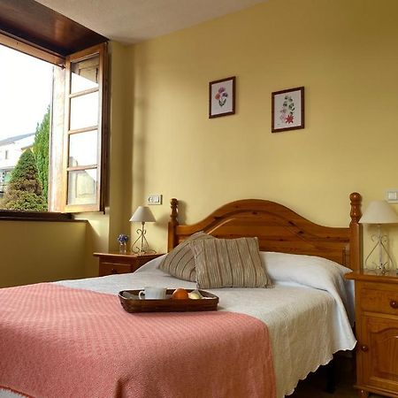 Ahio San Martin, Apartamentos Rurales Casa De La Villa San Martin de Oscos Eksteriør bilde