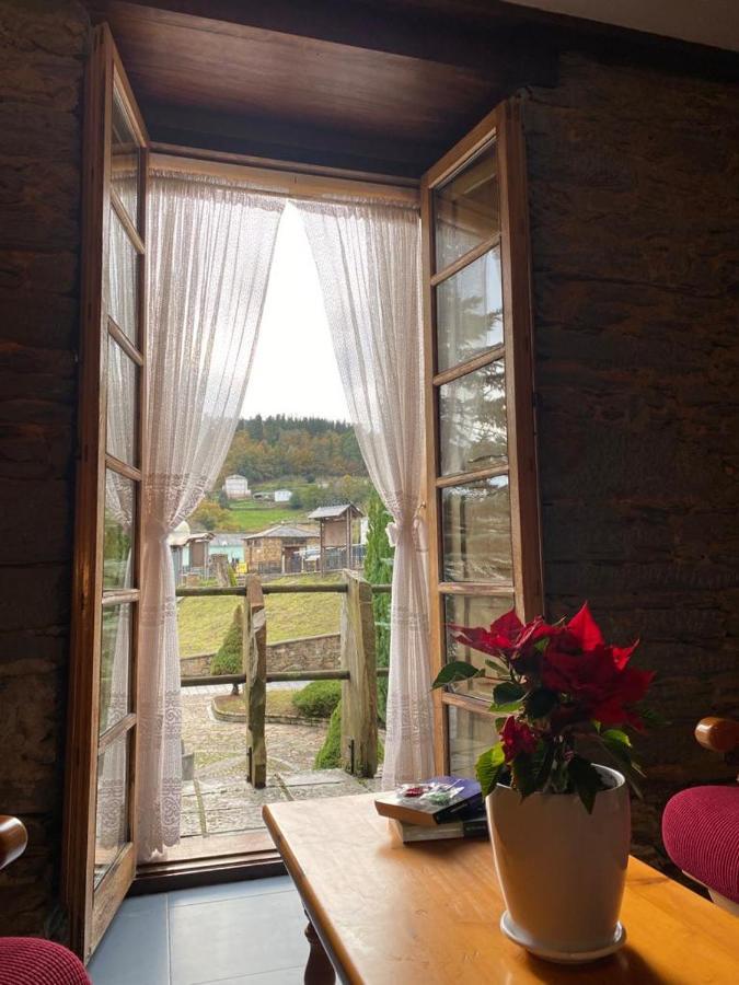 Ahio San Martin, Apartamentos Rurales Casa De La Villa San Martin de Oscos Eksteriør bilde