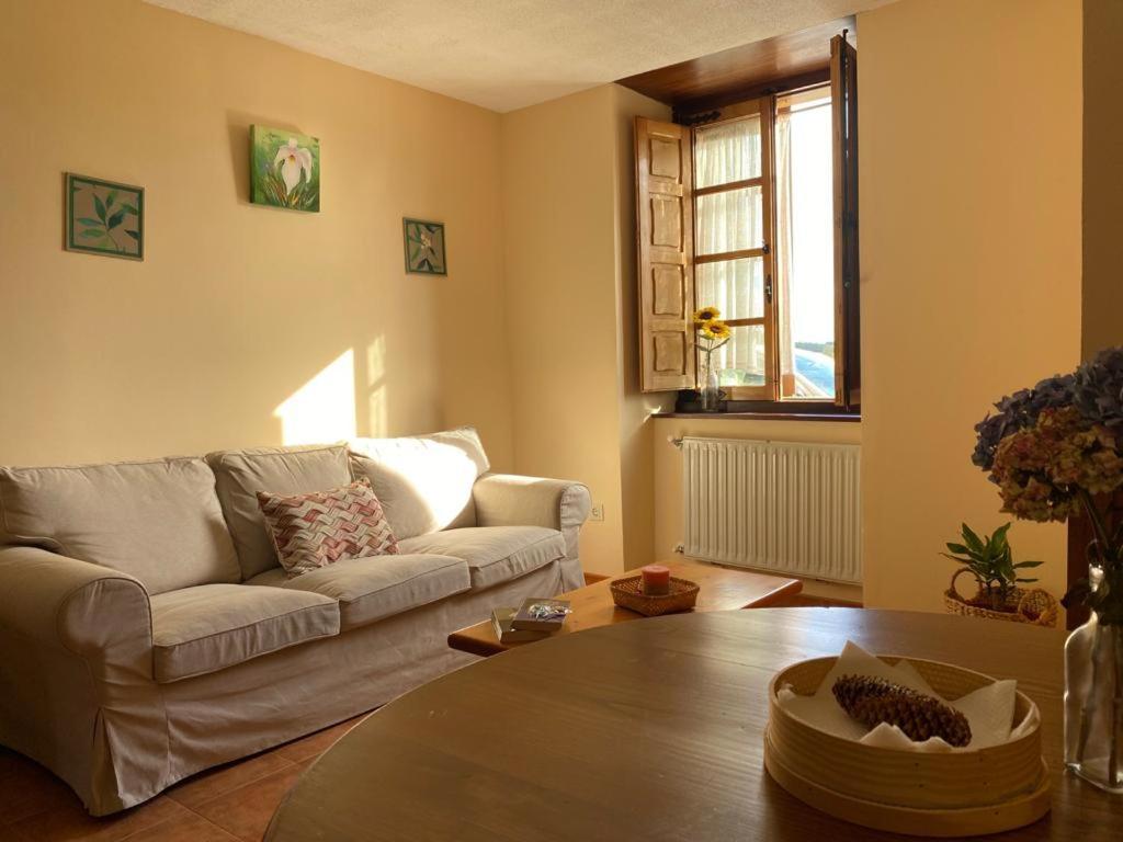 Ahio San Martin, Apartamentos Rurales Casa De La Villa San Martin de Oscos Eksteriør bilde