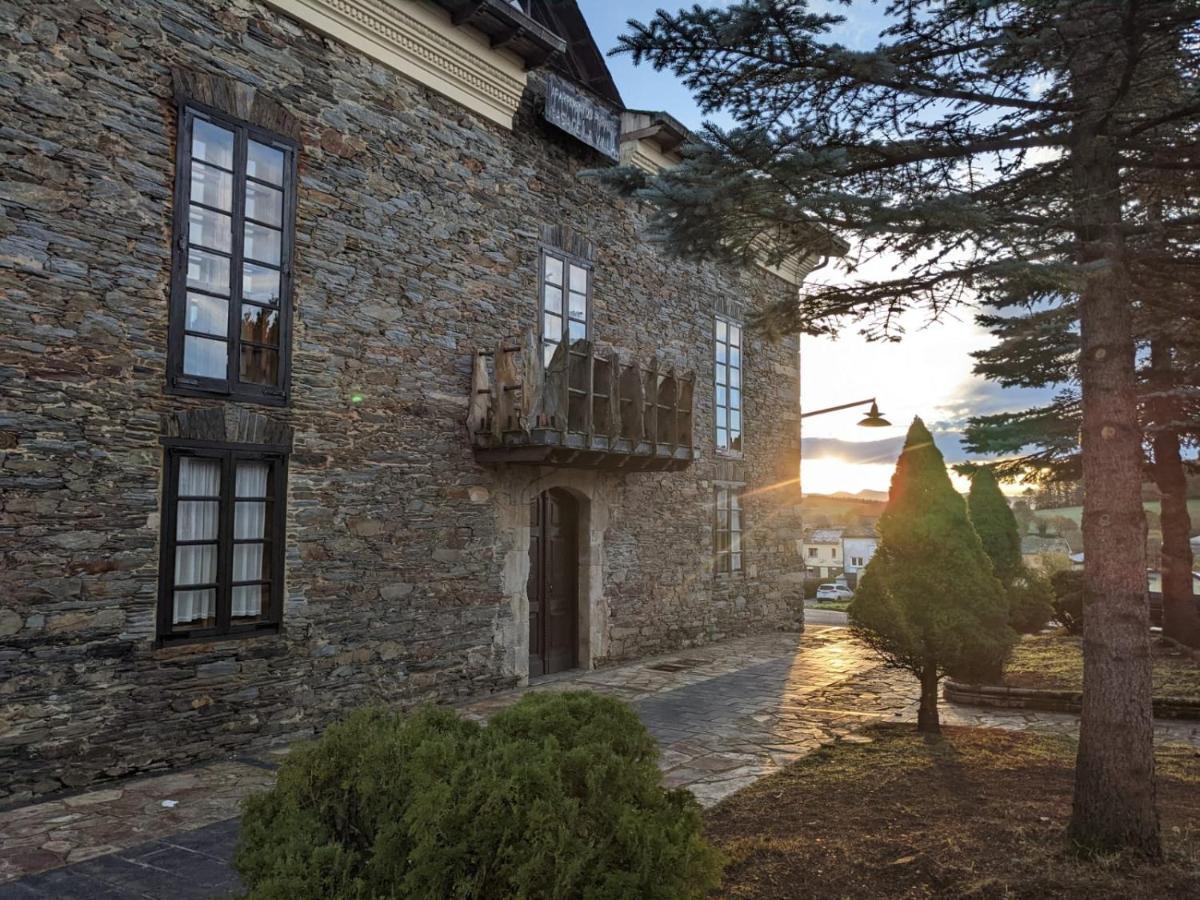 Ahio San Martin, Apartamentos Rurales Casa De La Villa San Martin de Oscos Eksteriør bilde
