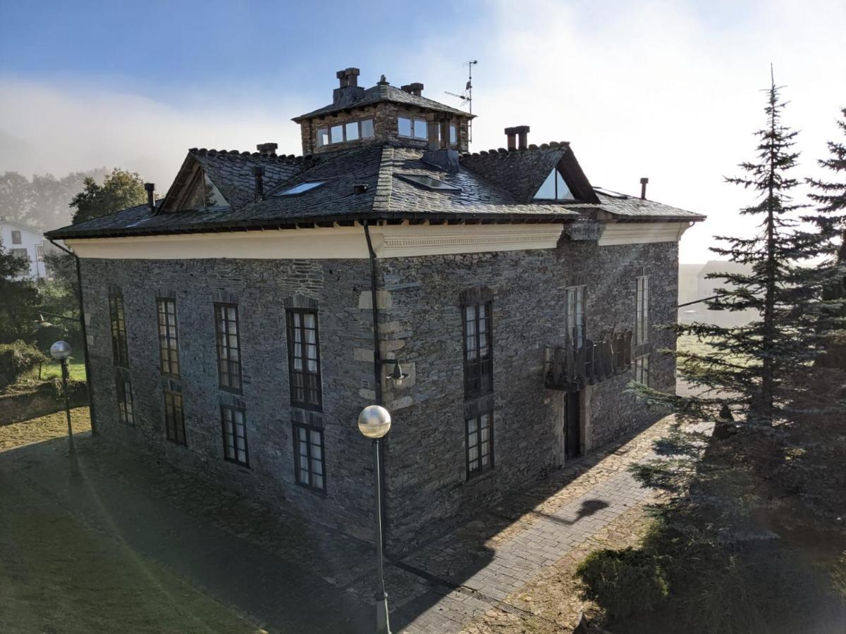 Ahio San Martin, Apartamentos Rurales Casa De La Villa San Martin de Oscos Eksteriør bilde