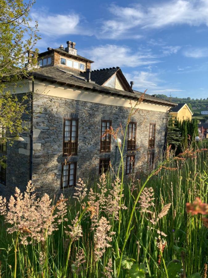 Ahio San Martin, Apartamentos Rurales Casa De La Villa San Martin de Oscos Eksteriør bilde